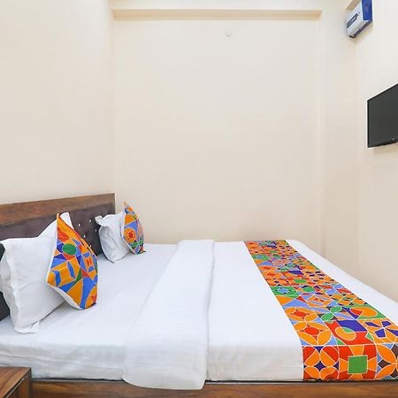 Fabhotel Rk Palace Ayodhya Ngoại thất bức ảnh