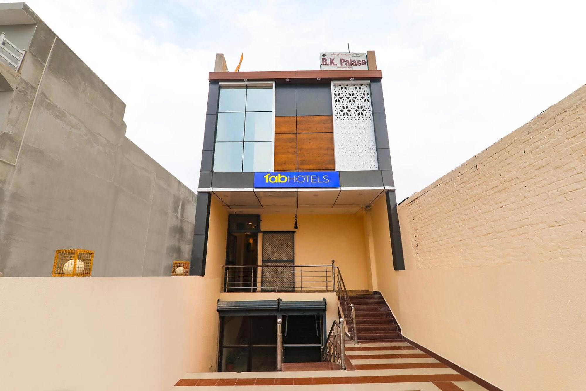 Fabhotel Rk Palace Ayodhya Ngoại thất bức ảnh