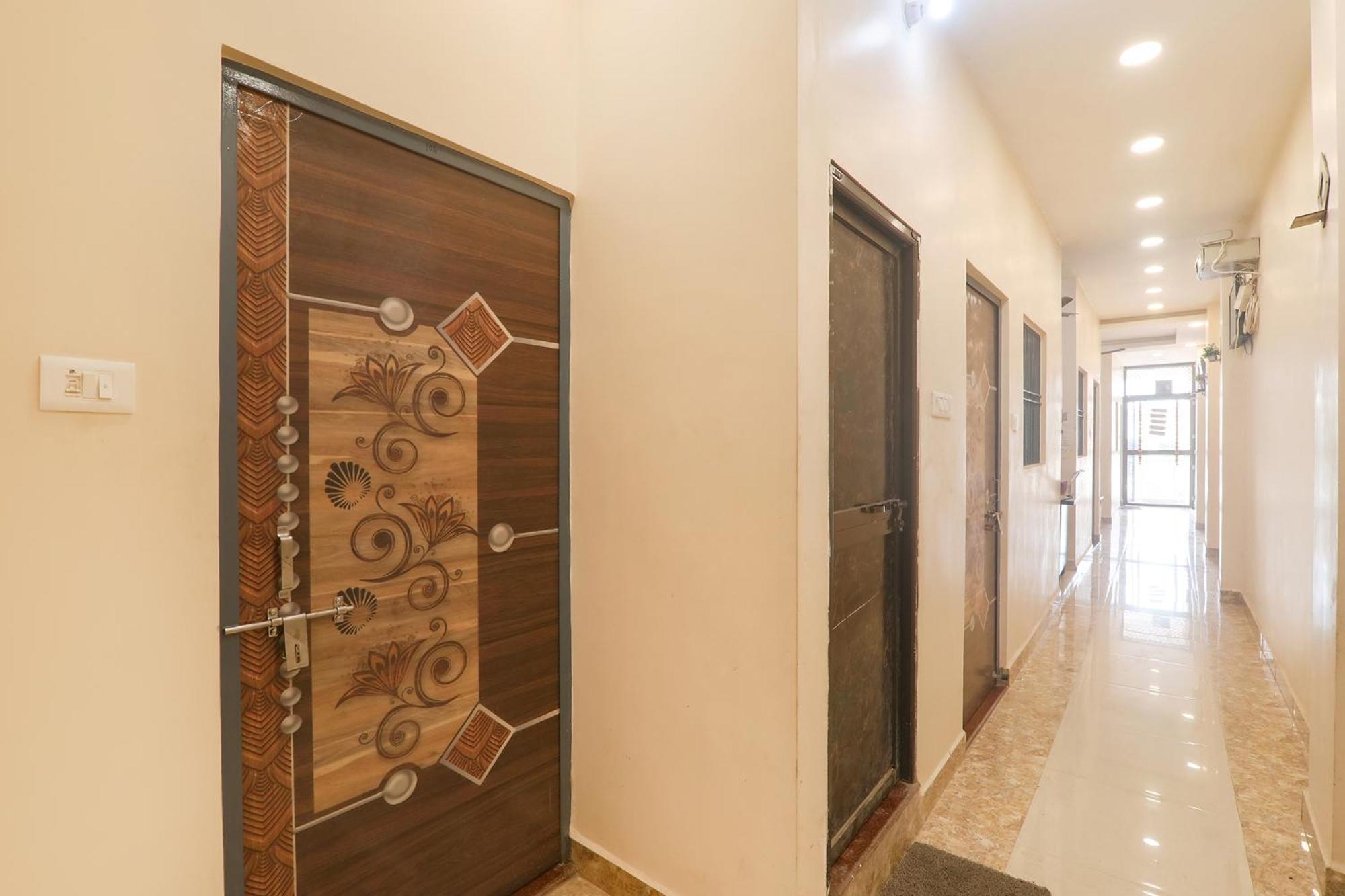 Fabhotel Rk Palace Ayodhya Ngoại thất bức ảnh